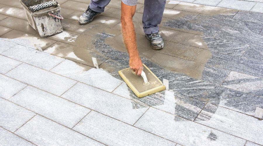 Expert Emergency Roof Repairs services in Varna, IL
